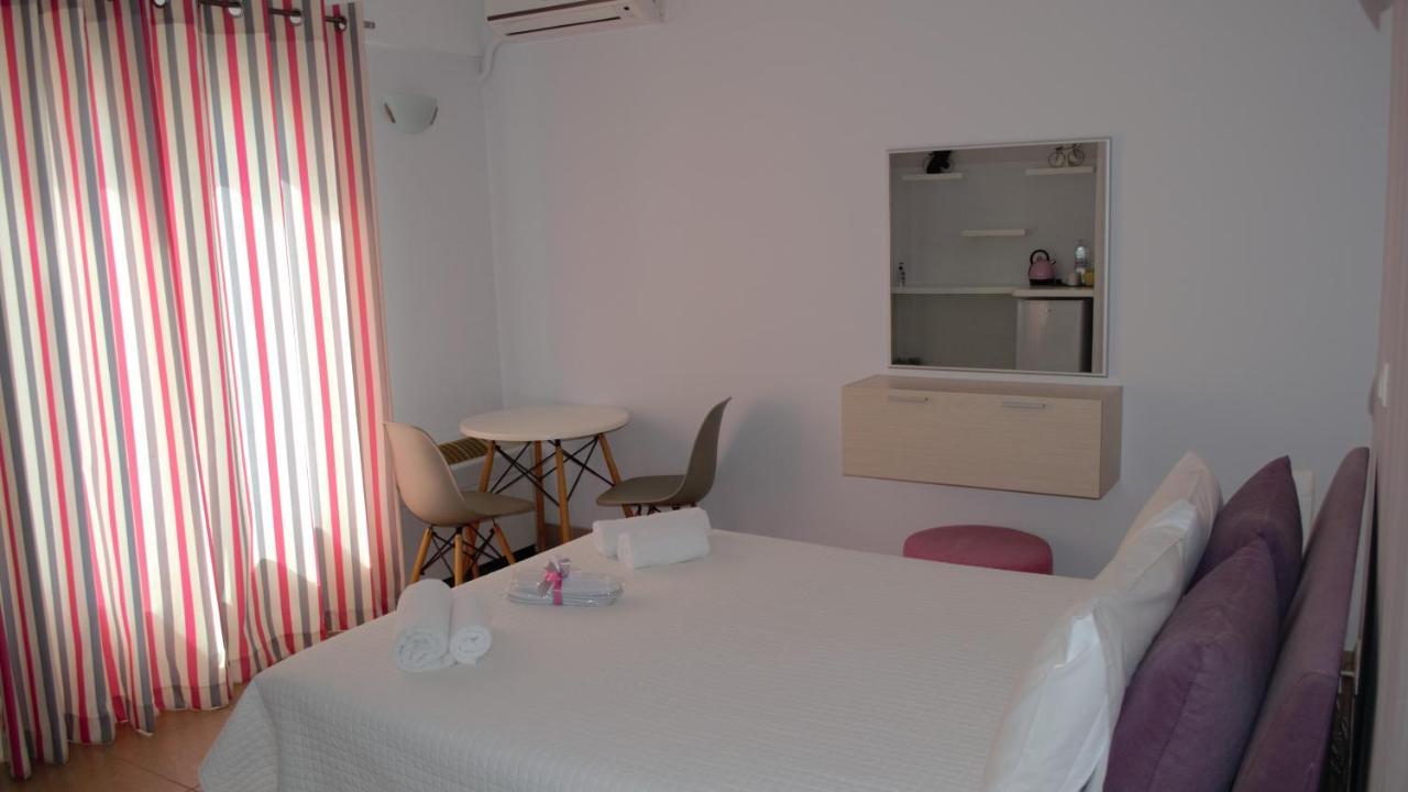 Guest house Atrium Fira (Santorini)