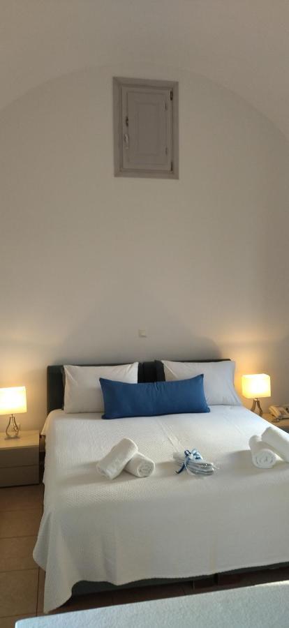 Atrium Guest house Fira (Santorini)