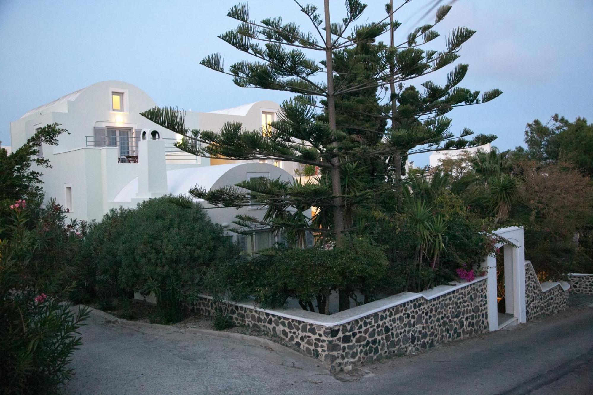 Guest house Atrium 3*