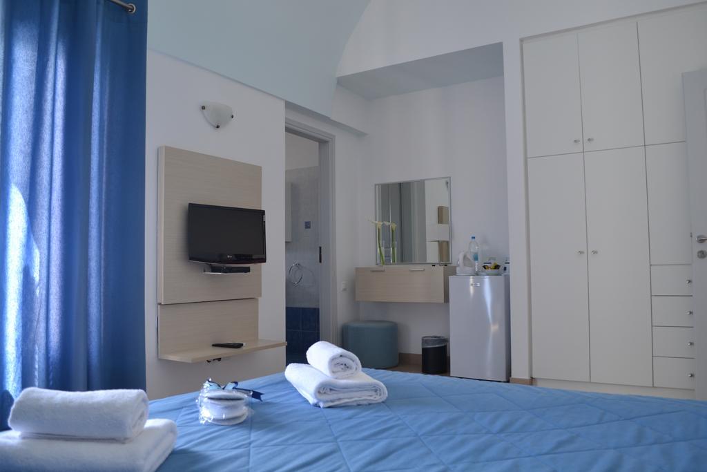 Guest house Atrium Fira (Santorini)