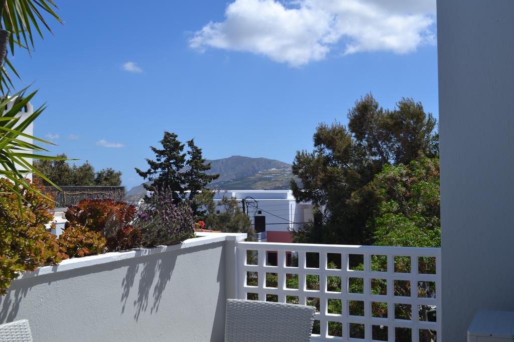Atrium Fira (Santorini)